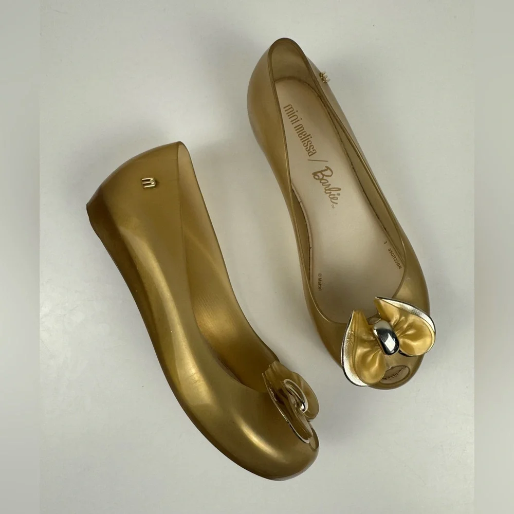 Mini Melissa x Barbie Ultragirl Flat - Picture 4 of 4